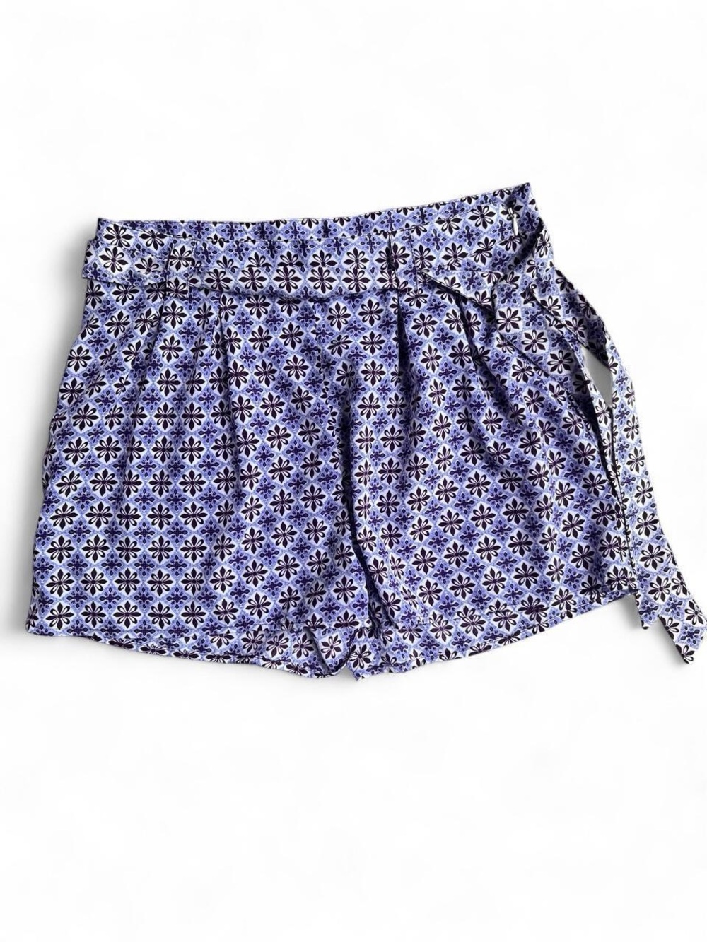 Shrinking Violet Flowy Shorts Purple Boho Floral - Tie Waist - Large - Like New